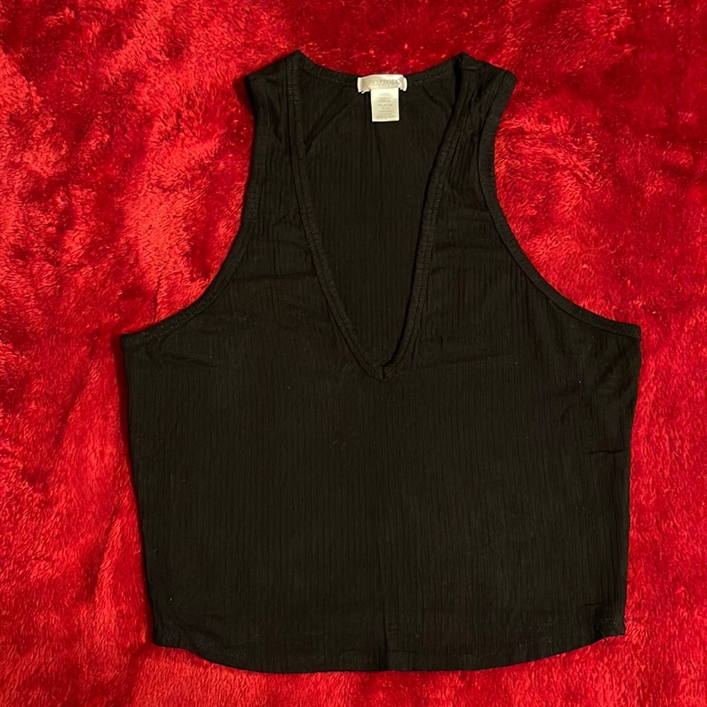 Bozzolo black crop low cut tank